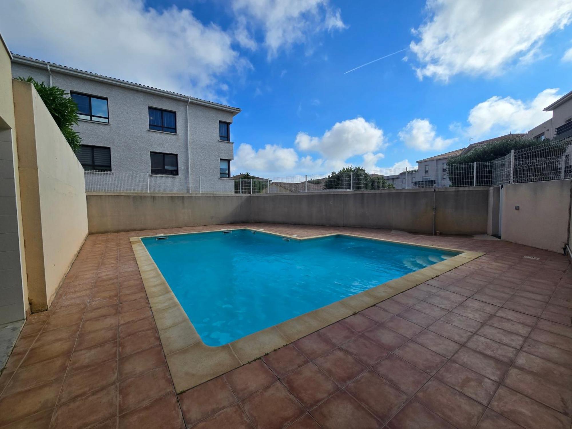 Appartement Dans Residence Avec Piscine Agde Buitenkant foto